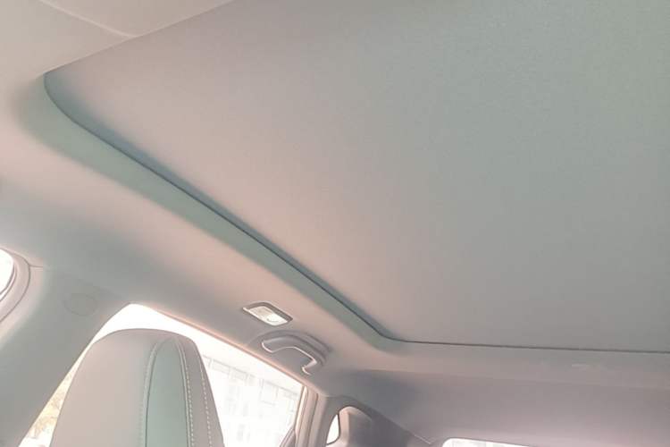 Used CHANGAN OSHAN X5 PLUS 2023 Revised 1.5T DCT Pioneer Edition Headliner