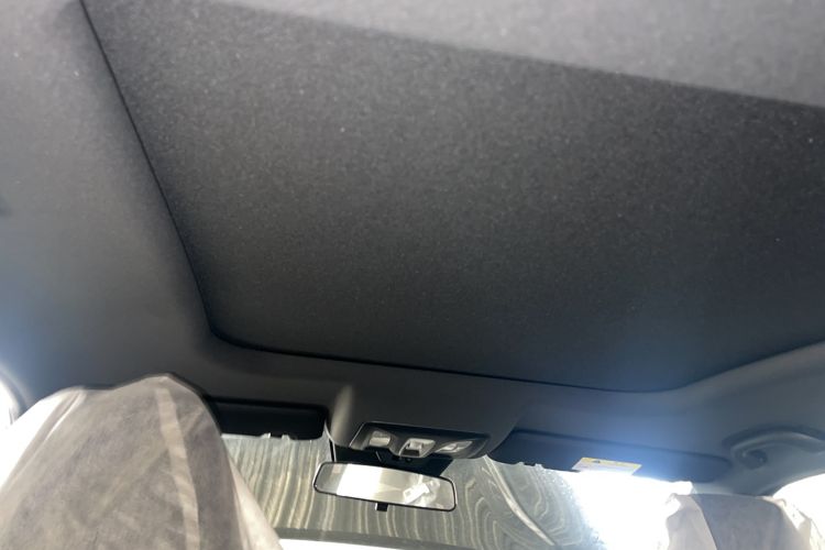 Used CHANGAN OSHAN X5 PLUS 2023 1.5T DCT Smart & Fun AI Edition Headliner