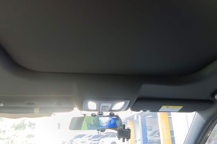 Used CHANGAN OSHAN X5 PLUS 2023 Revised 1.5T DCT Pioneer Edition Headliner