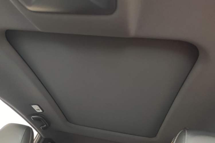 Used CHANGAN OSHAN X5 PLUS 2023 1.5T DCT Excellence Edition Headliner