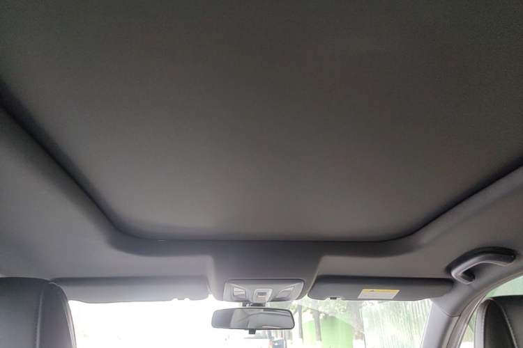 Used CHANGAN OSHAN X5 PLUS 2023 Revised 1.5T DCT Pioneer Edition Headliner