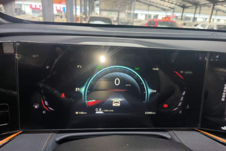 Used CHANGAN OSHAN X5 PLUS 2023 Revised 1.5T DCT Excellence Edition Instrument Cluster
