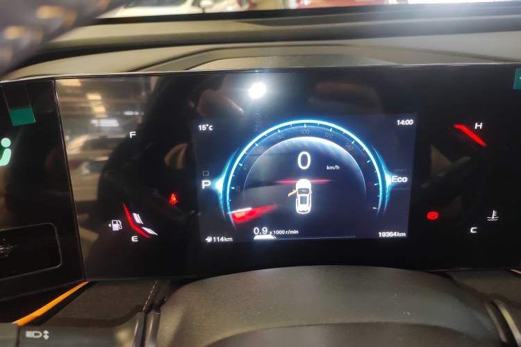 Used CHANGAN OSHAN X5 PLUS 2023 Revised 1.5T DCT Pioneer Edition Instrument Cluster