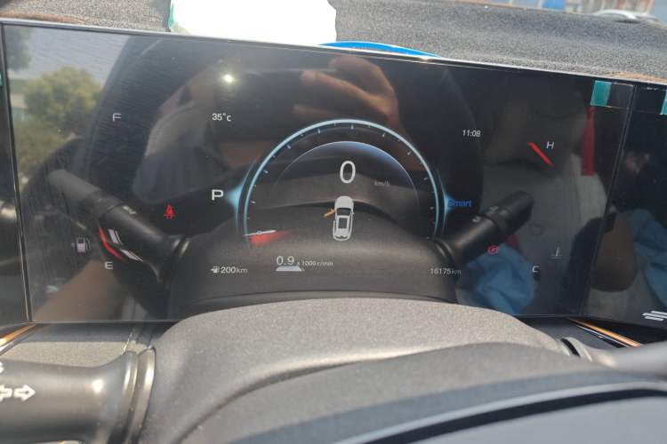 Used CHANGAN OSHAN X5 PLUS 2023 Revised 1.5T DCT Pioneer Edition Instrument Cluster