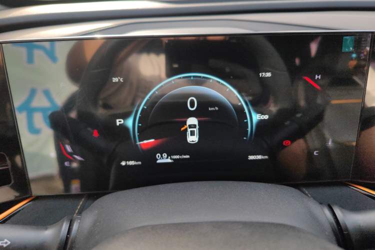 Used CHANGAN OSHAN X5 PLUS 2023 Revised 1.5T DCT Pioneer Edition Instrument Cluster
