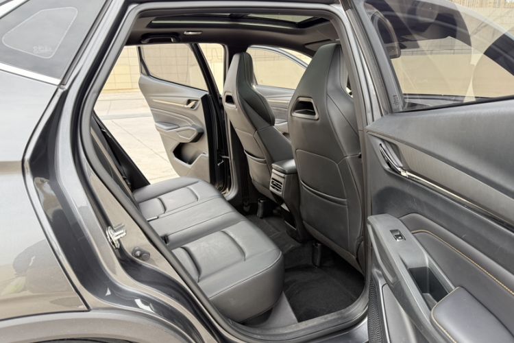 Used CHANGAN OSHAN X5 PLUS 2023 Revised 1.5T DCT Pioneer Edition Interior 10