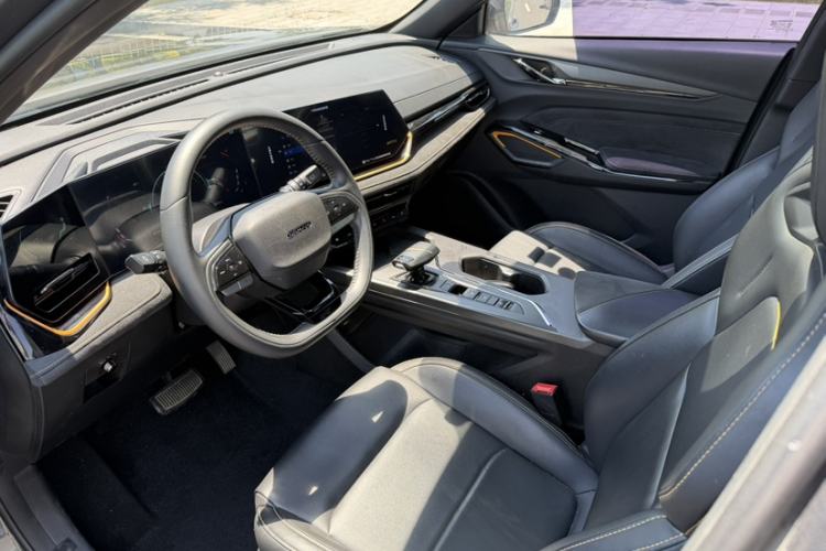 Used CHANGAN OSHAN X5 PLUS 2023 1.5T DCT Pioneer Edition Dynamic Version Interior 3