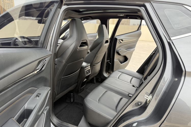 Used CHANGAN OSHAN X5 PLUS 2023 Revised 1.5T DCT Pioneer Edition Interior 6