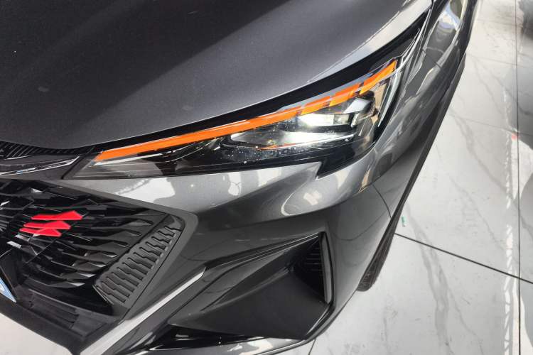 Used CHANGAN OSHAN X5 PLUS 2023 1.5T DCT Navigation Edition Left Front Headlight