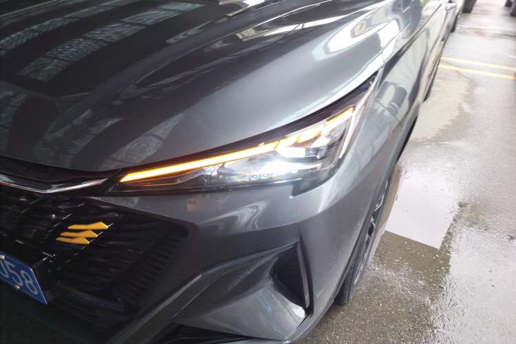 Used CHANGAN OSHAN X5 PLUS 2023 1.5T DCT Excellence Edition Left Front Headlight