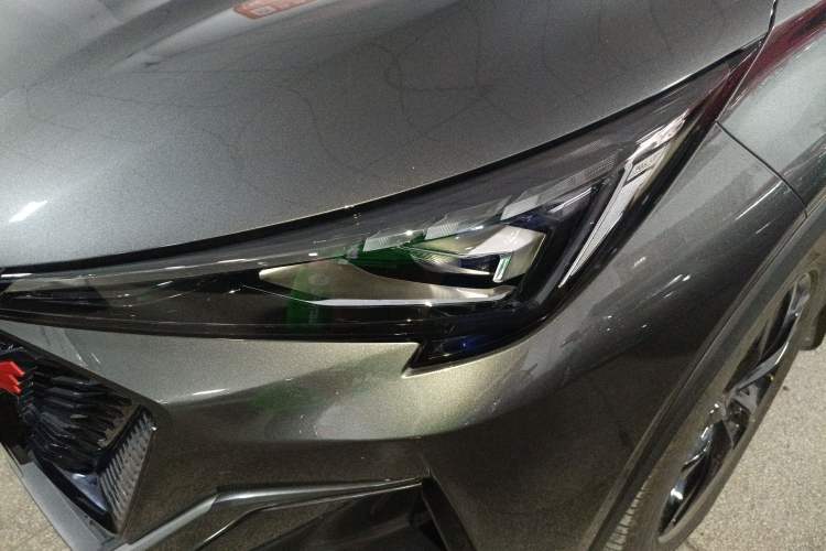 Used CHANGAN OSHAN X5 PLUS 2023 Revised Version 1.5T DCT Navigation Edition Left Front Headlight