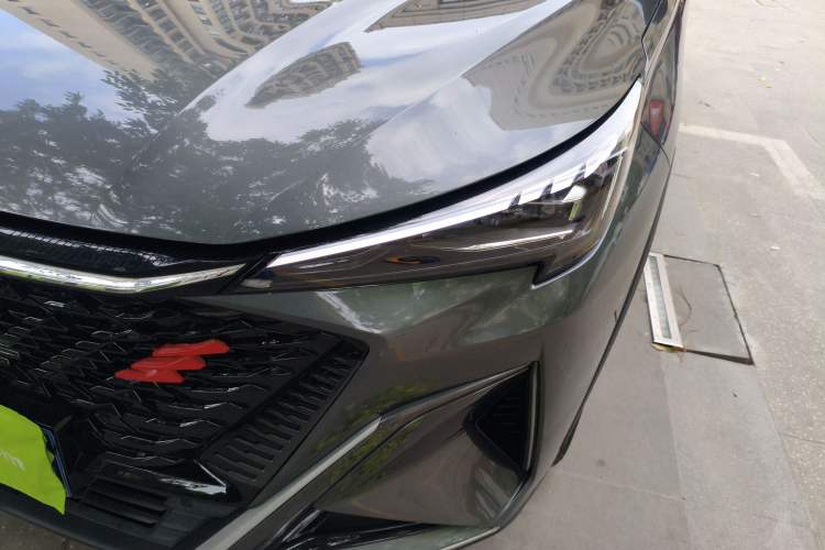Used CHANGAN OSHAN X5 PLUS 2023 Revised Version 1.5T DCT Navigation Edition Left Front Headlight