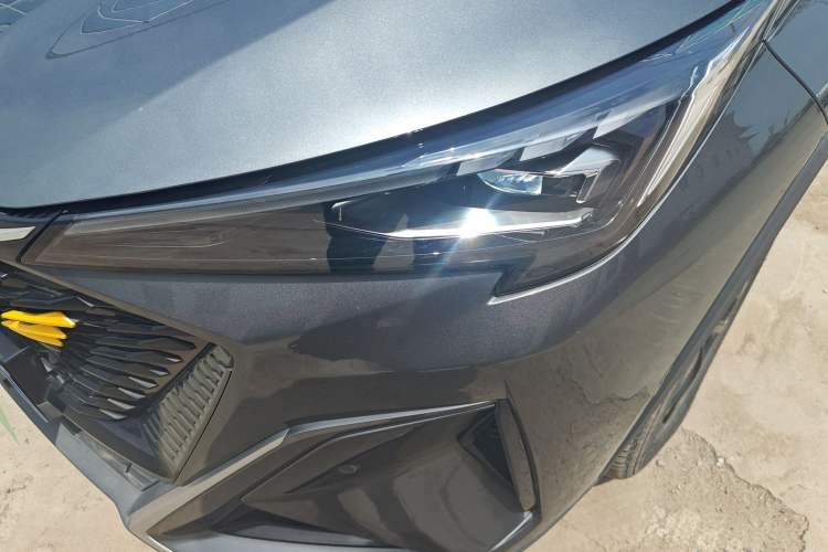 Used CHANGAN OSHAN X5 PLUS 2023 1.5T DCT Smart & Fun AI Edition Left Front Headlight