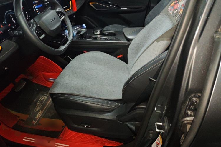 Used CHANGAN OSHAN X5 PLUS 2023 Revised 1.5T DCT Excellence Edition Left Front Seat