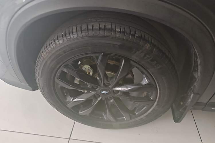 Used CHANGAN OSHAN X5 PLUS 2023 1.5T DCT Navigation Edition Left Front Wheel Hub