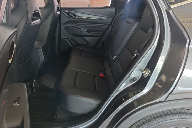 Used CHANGAN OSHAN X5 PLUS 2023 Revised Version 1.5T DCT Navigation Edition Left Rear Seat