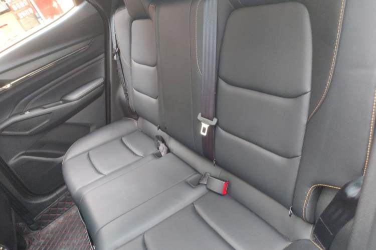 Used CHANGAN OSHAN X5 PLUS 2023 1.5T DCT Pioneer Edition Left Rear Seat