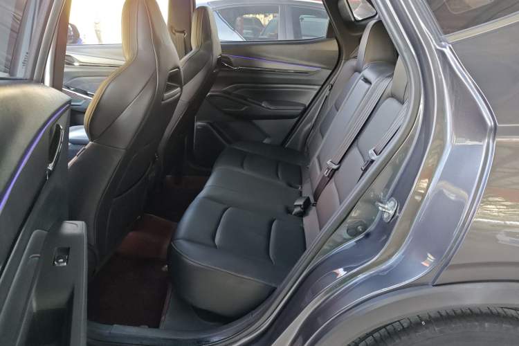 Used CHANGAN OSHAN X5 PLUS 2023 Revised Version 1.5T DCT Navigation Edition Left Rear Seat