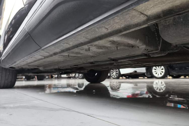 Used CHANGAN OSHAN X5 PLUS 2023 1.5T DCT Navigation Edition Left Side Sill