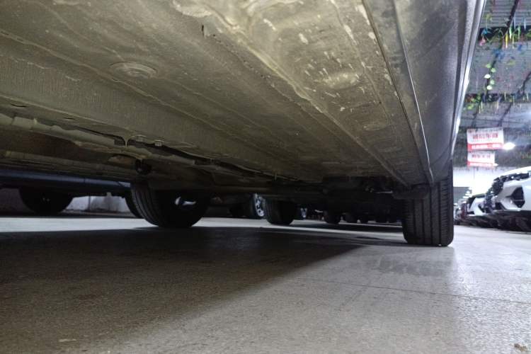 Used CHANGAN OSHAN X5 PLUS 2023 Revised Version 1.5T DCT Navigation Edition Left Side Sill