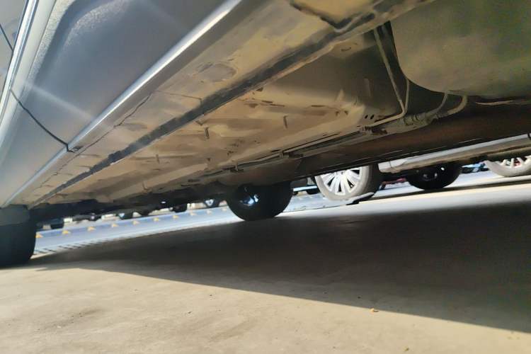 Used CHANGAN OSHAN X5 PLUS 2023 1.5T DCT Excellence Edition Left Side Sill