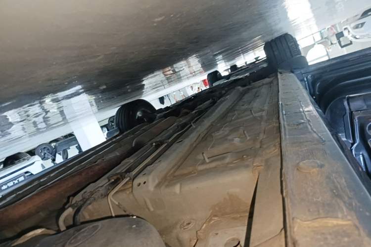 Used CHANGAN OSHAN X5 PLUS 2023 1.5T DCT Excellence Edition Left Side Sill
