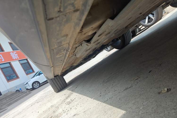Used CHANGAN OSHAN X5 PLUS 2023 1.5T DCT Smart & Fun AI Edition Left Side Sill