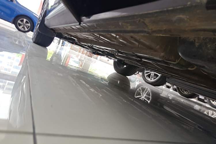 Used CHANGAN OSHAN X5 PLUS 2023 1.5T DCT Navigation Edition Left Side Sill