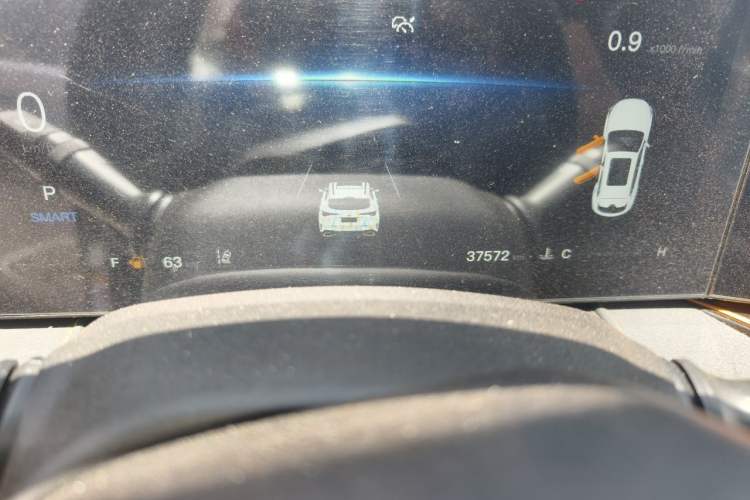Used CHANGAN OSHAN X5 PLUS 2023 1.5T DCT Smart & Fun AI Edition Odometer Close Up