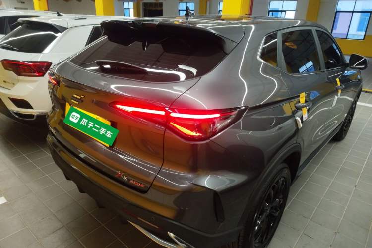 Used CHANGAN OSHAN X5 PLUS 2023 Revised 1.5T DCT Excellence Edition Rear Right 45 Deg