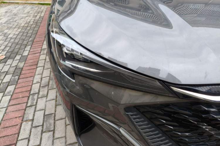 Used CHANGAN OSHAN X5 PLUS 2023 1.5T DCT Navigation Edition Right Front Headlight