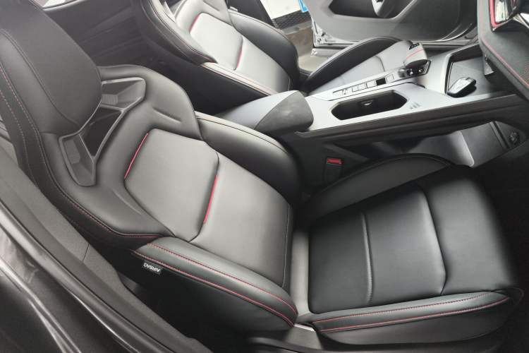 Used CHANGAN OSHAN X5 PLUS 2023 1.5T DCT Navigation Edition Right Front Seat