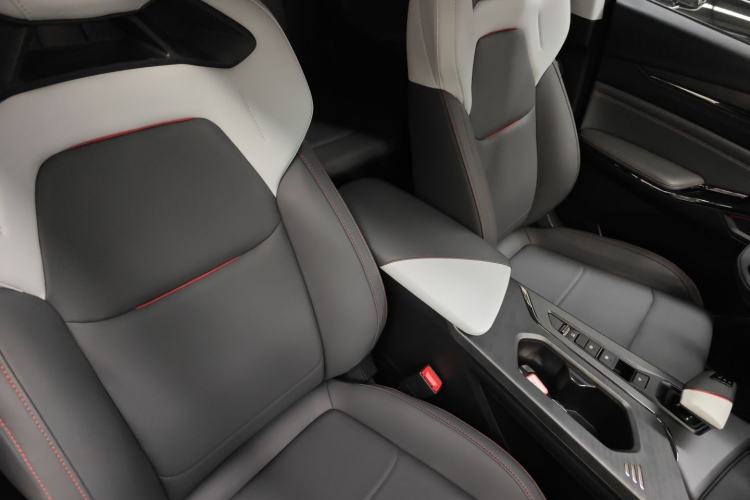 Used CHANGAN OSHAN X5 PLUS 2023 1.5T DCT Navigation Edition Right Front Seat