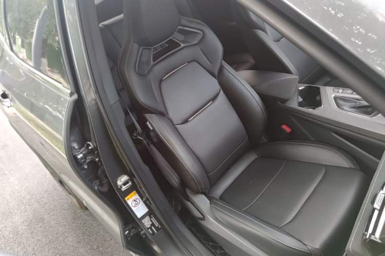Used CHANGAN OSHAN X5 PLUS 2023 Revised 1.5T DCT Pioneer Edition Right Front Seat