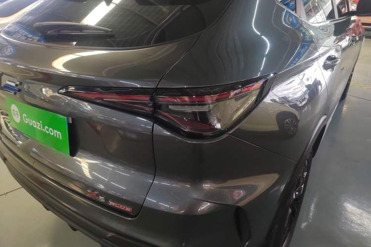 Used CHANGAN OSHAN X5 PLUS 2023 Revised 1.5T DCT Pioneer Edition Right Rear Taillight