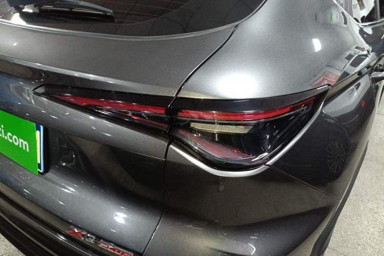 Used CHANGAN OSHAN X5 PLUS 2023 Revised Version 1.5T DCT Navigation Edition Right Rear Taillight
