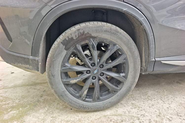 Used CHANGAN OSHAN X5 PLUS 2023 Revised 1.5T DCT Pioneer Edition Right Rear Wheel Hub
