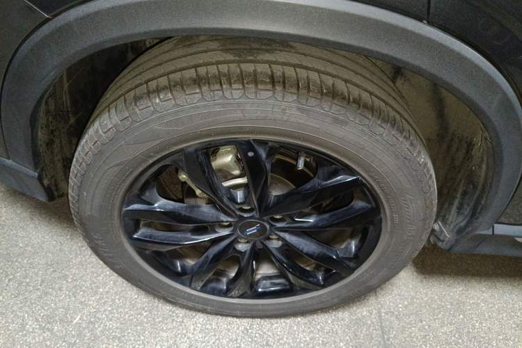 Used CHANGAN OSHAN X5 PLUS 2023 Revised Version 1.5T DCT Navigation Edition Right Rear Wheel Hub