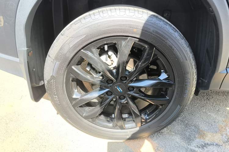 Used CHANGAN OSHAN X5 PLUS 2023 Revised 1.5T DCT Excellence Edition Right Rear Wheel Hub