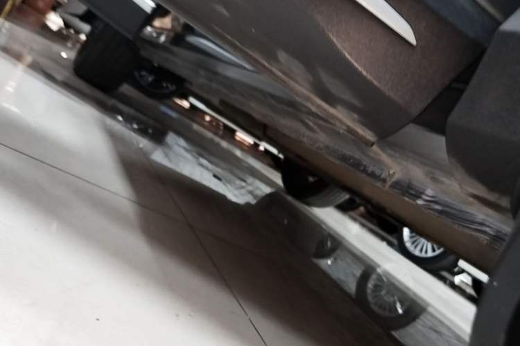 Used CHANGAN OSHAN X5 PLUS 2023 1.5T DCT Smart & Fun AI Edition Right Side Sill