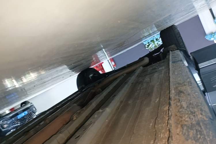 Used CHANGAN OSHAN X5 PLUS 2023 1.5T DCT Excellence Edition Right Side Sill