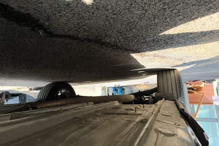Used CHANGAN OSHAN X5 PLUS 2023 Revised 1.5T DCT Excellence Edition Right Side Sill