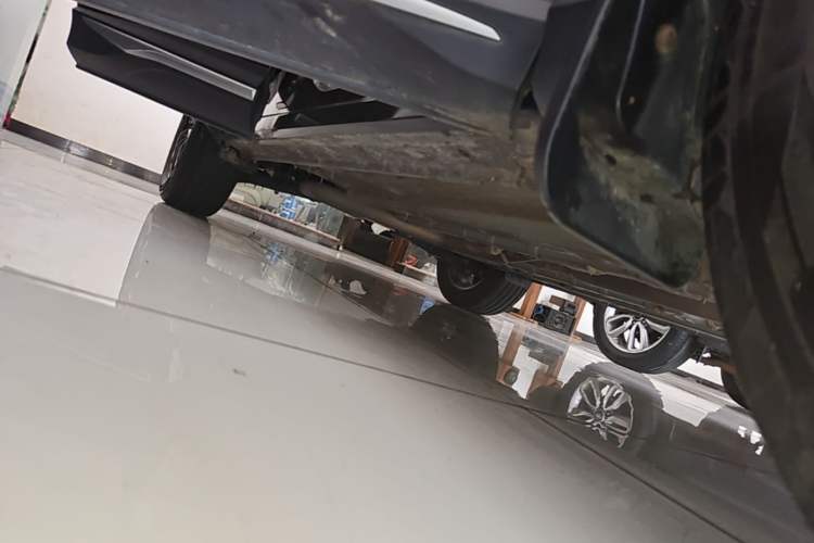 Used CHANGAN OSHAN X5 PLUS 2023 1.5T DCT Navigation Edition Right Side Sill