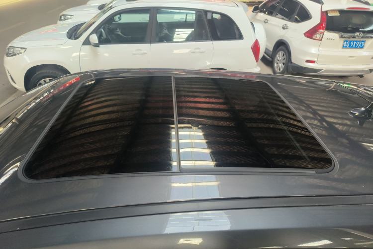 Used CHANGAN OSHAN X5 PLUS 2023 Revised 1.5T DCT Excellence Edition Roof