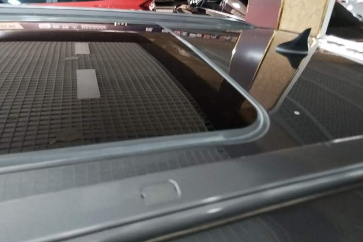 Used CHANGAN OSHAN X5 PLUS 2023 1.5T DCT Smart & Fun AI Edition Roof