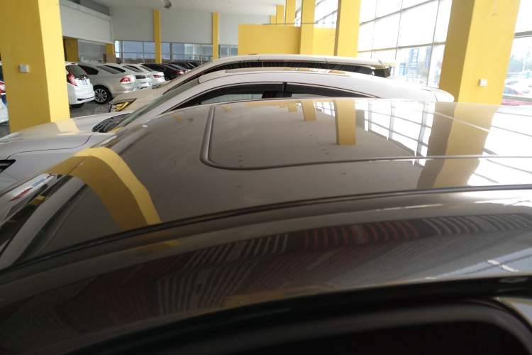 Used CHANGAN OSHAN X5 PLUS 2023 Revised Version 1.5T DCT Navigation Edition Roof