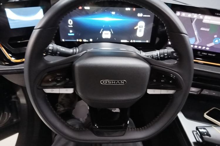 Used CHANGAN OSHAN X5 PLUS 2023 1.5T DCT Smart & Fun AI Edition Steering Wheel