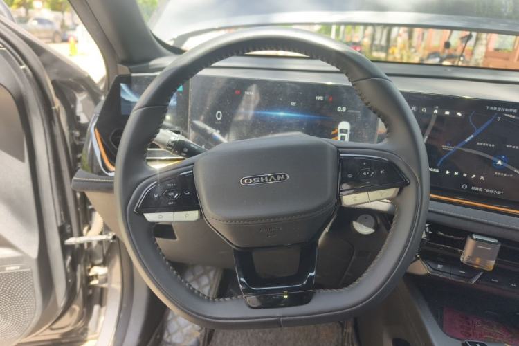 Used CHANGAN OSHAN X5 PLUS 2023 1.5T DCT Smart & Fun AI Edition Steering Wheel