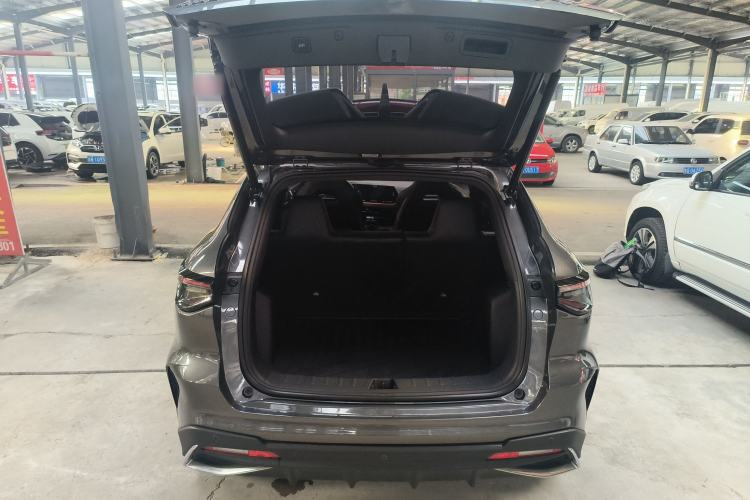 Used CHANGAN OSHAN X5 PLUS 2023 Revised 1.5T DCT Excellence Edition Trunk