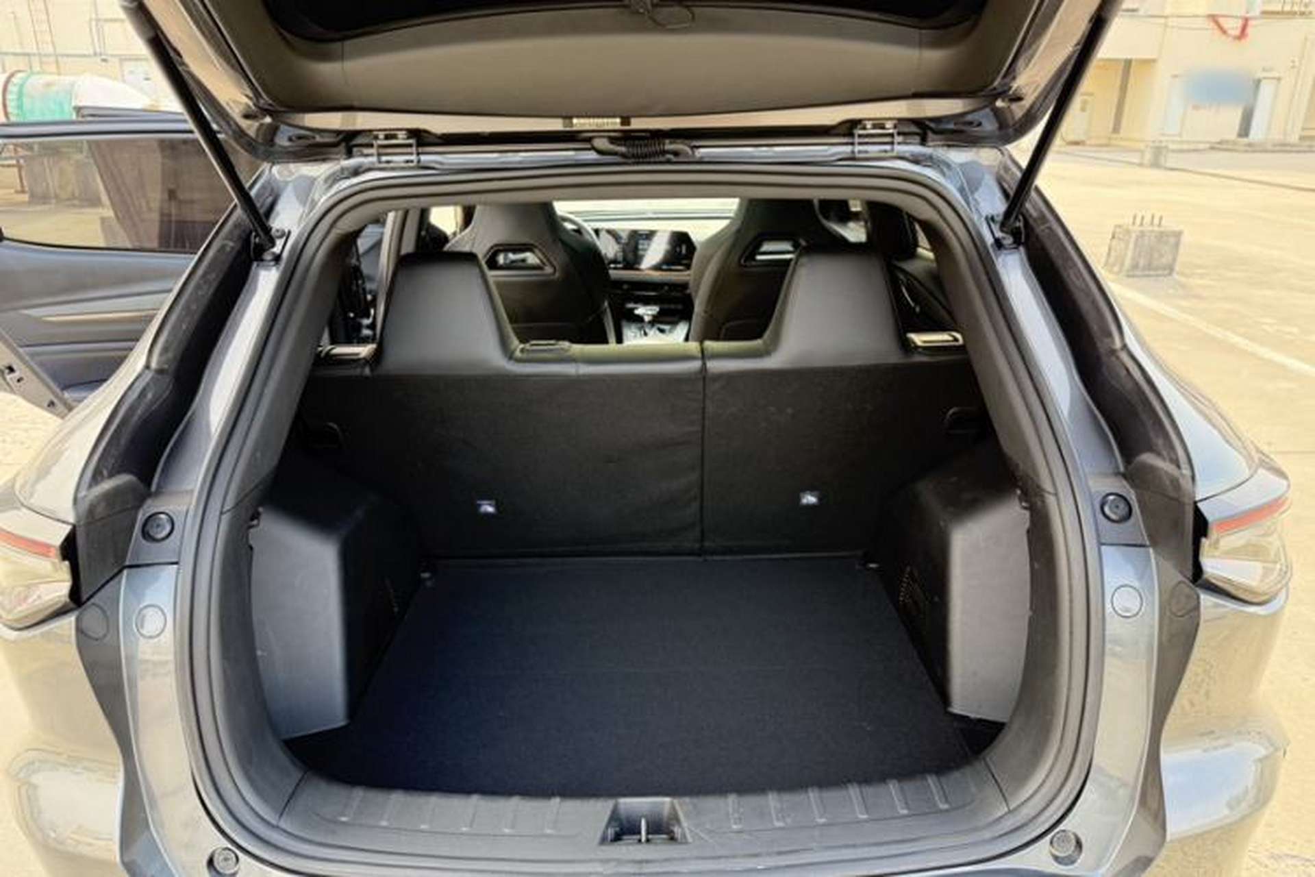 Used CHANGAN OSHAN X5 PLUS 2023 Revised 1.5T DCT Pioneer Edition Trunk